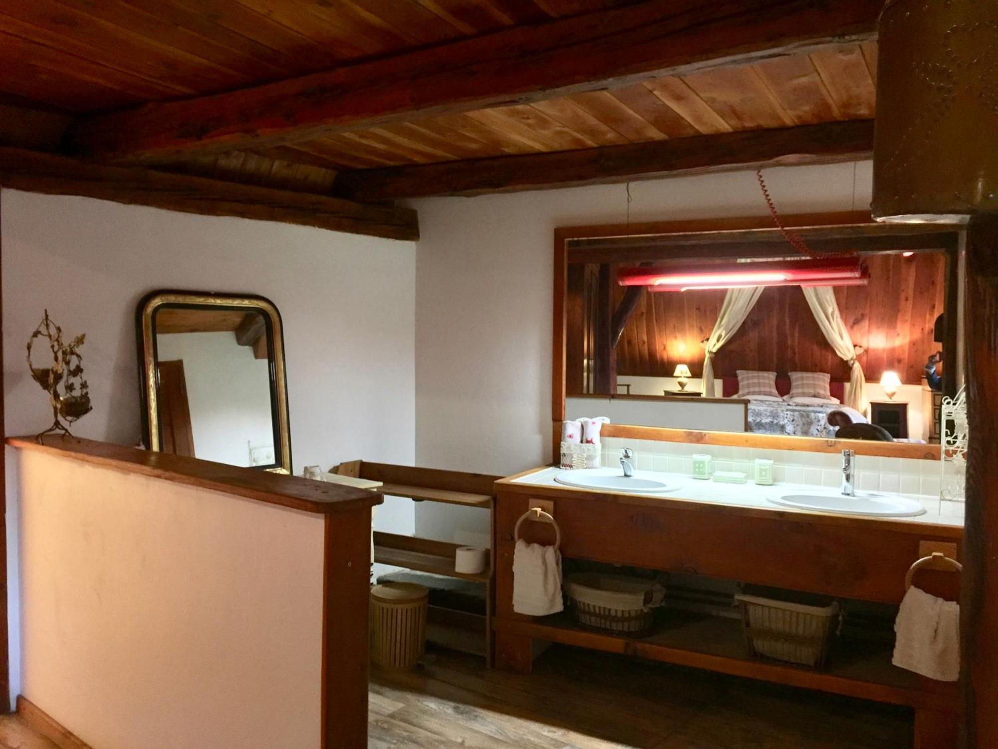 Les Means Bed and Breakfast Meolans-Revel Buitenkant foto