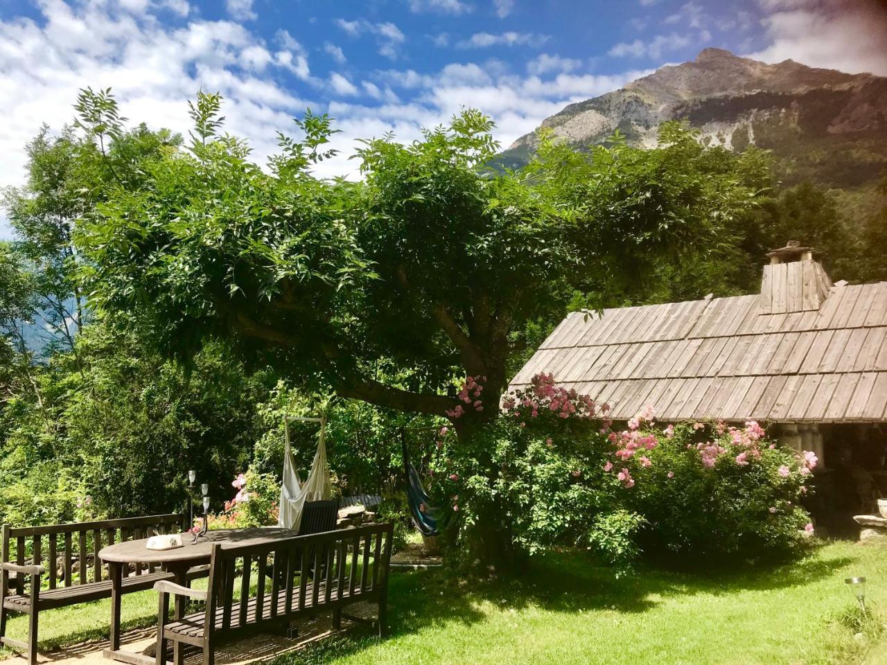 Les Means Bed and Breakfast Meolans-Revel Buitenkant foto